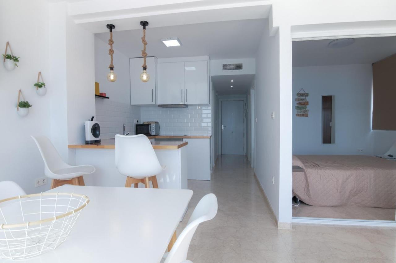 Luminoso Apartamento En Primera Linea De Playa بينايدورم المظهر الخارجي الصورة