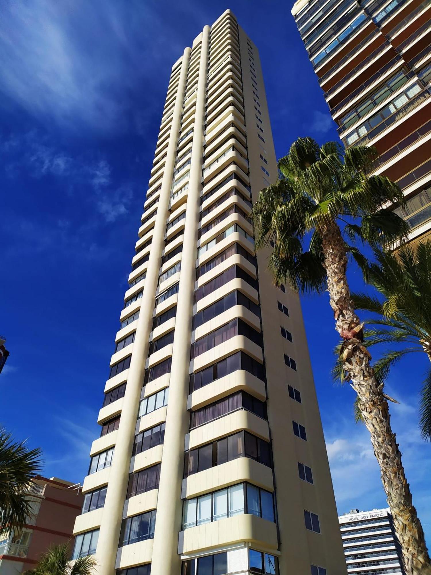 Luminoso Apartamento En Primera Linea De Playa بينايدورم المظهر الخارجي الصورة